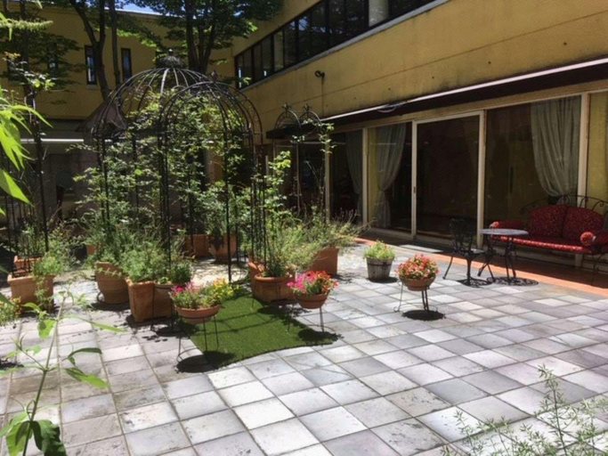 Others 4, Royal Garden Hotel, Anan