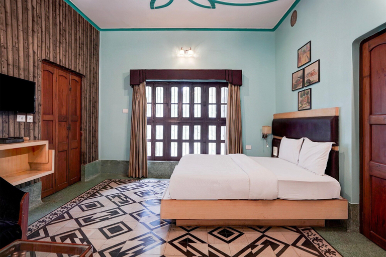 Room 5, Suite Balcony With Ganga View Palette Heritage, Varanasi