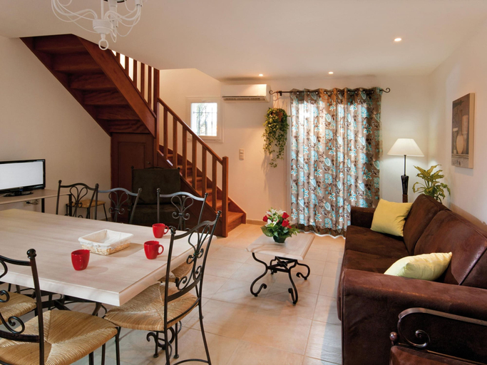 Living room 4, Luberon Provençal Cottage for 6, Vaucluse