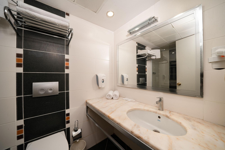 Bathroom 5, Ladonia Hotels Kesre, Menderes