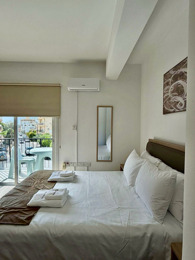 Bedroom 3, Valentinos Apartments