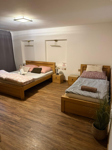 Bedroom 4, Apartmany Karlov dvor, Trnava