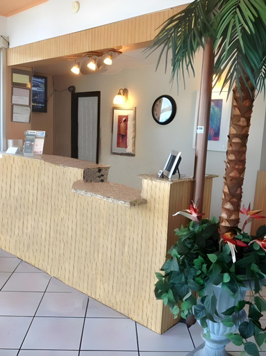 Public Area 2, America's Best Inn Lakeland, Polk