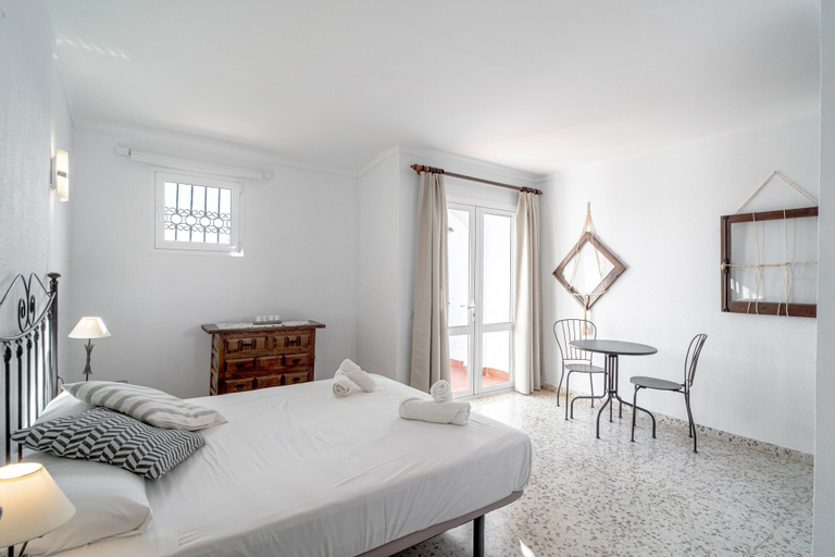 Room 2, Via Romana 87 by Casasol, Málaga