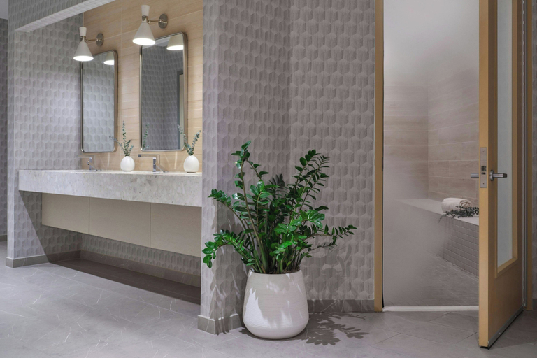 Bathroom 5, Viewline Resort Snowmass, Autograph Collection, Pitkin