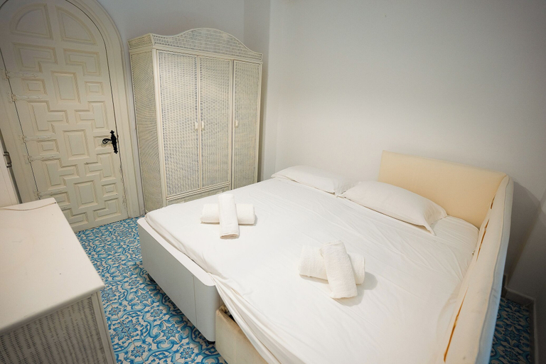 Bedroom 2, Villa Anna, Napoli
