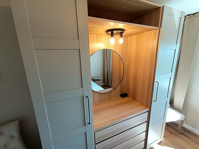 Room 5, Moderne Ferienwohnung mit Meerblick, Ostholstein