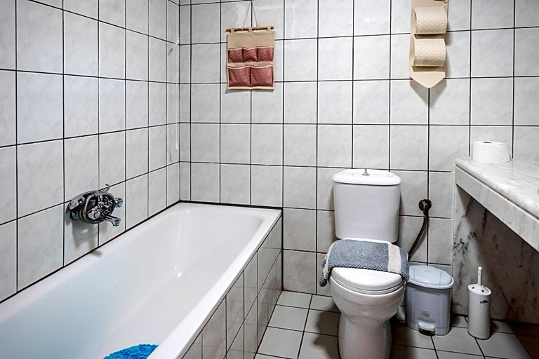 Bathroom 5, Hotel Dimitra Sun, South Aegean
