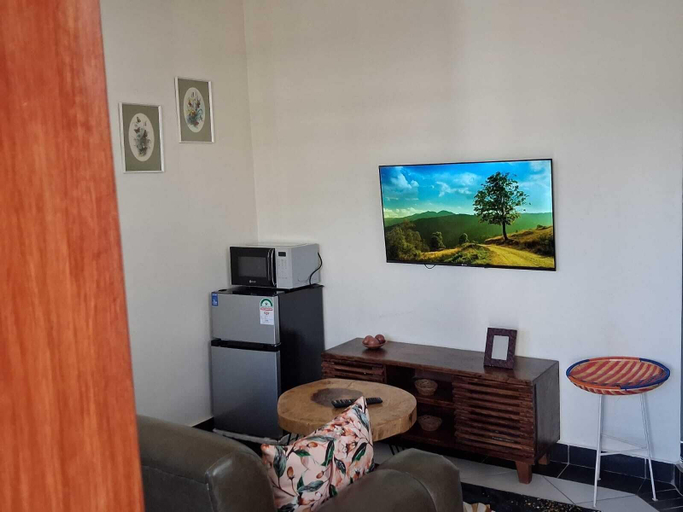 Living area 4, Makey Holiday Homes Diani, Msambweni