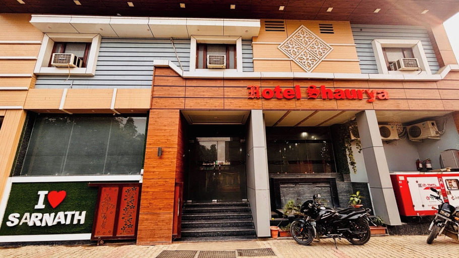 Exterior detail 3, Hotel Shaurya, Varanasi