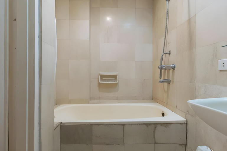 Bathroom 4, Sunette Tower Suites Makati City Center, Makati City