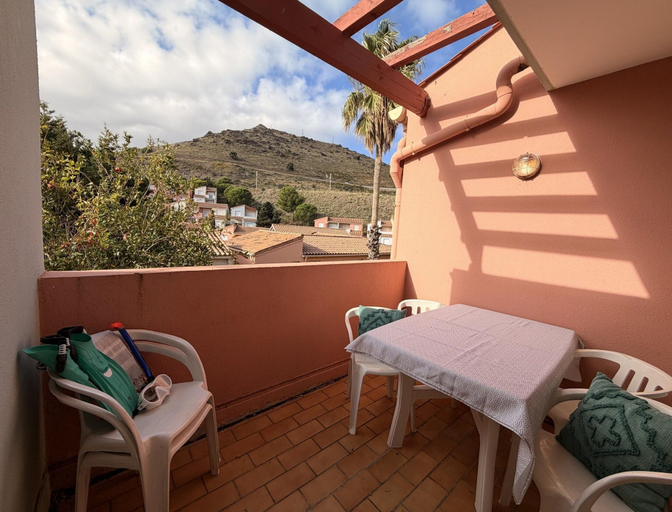 Balcony 2, Spacious Duplex Escape in Cerbere, Pyrénées-Orientales