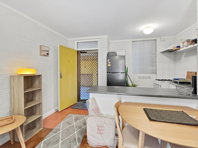 Private kitchen 2, Stylish 1-bed Apartment Near Fremantle, Fremantle