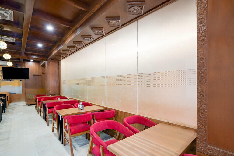 Dining 3, Super Deluxe Room ORR Marathahalli, Bangalore