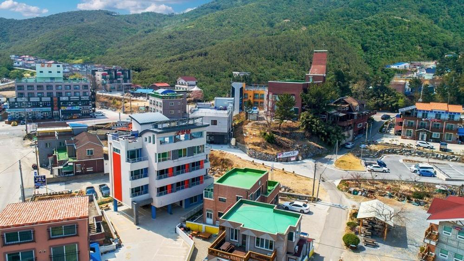 Others 4, Samcheok Jangho Good Morning Pension, Samcheok