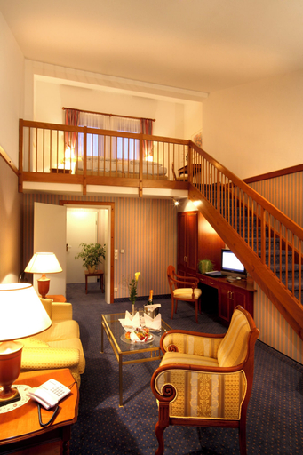 Bedroom 3, Hotel Hofmark, Rottal-Inn