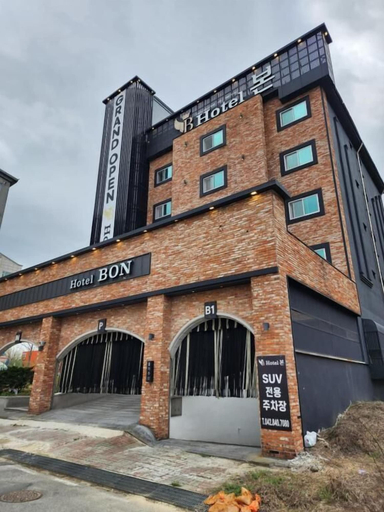 Exterior & Views 2, Gyeryong BON Hotel, Yuseong