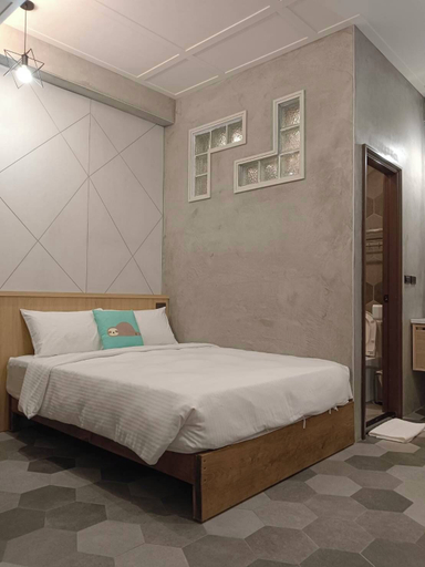 Room 4, The wind is talking, Pingtung