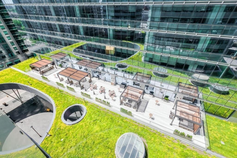 Terrace/patio, Everly Hotels & Suites, Toronto