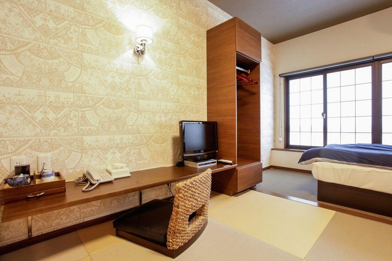 Bedroom 3, Hotel Ikue, Yabu