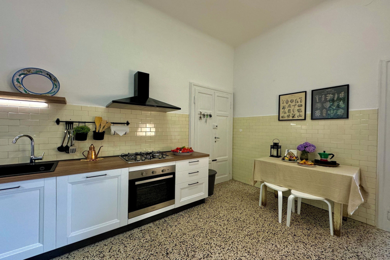 Private kitchen 5, Giardino Floreale di Menaggio, Como