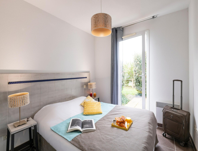 Room 2, Seaside Apartment in Saint-palais-sur-mer, Charente-Maritime