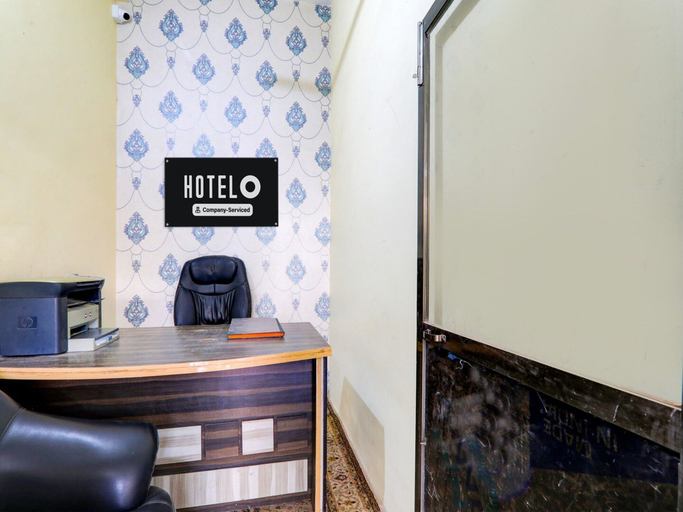 Reception 2, Saver Doublesuper Hotel O Sudhirpur, Varanasi