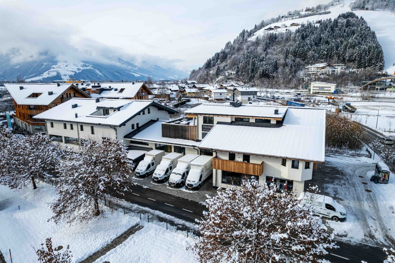 Exterior & Views 2, Tevini Alpine Apartments - Glocknerblick, Zell am See