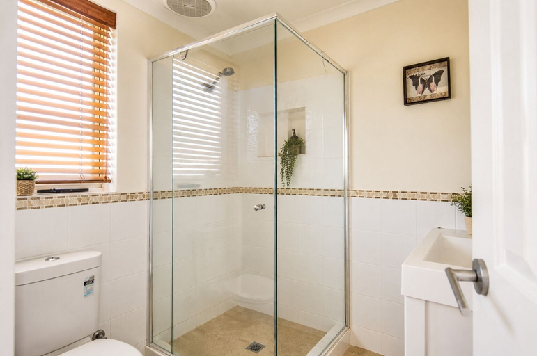 Bathroom 4, Family Oasis At Busselton, Busselton