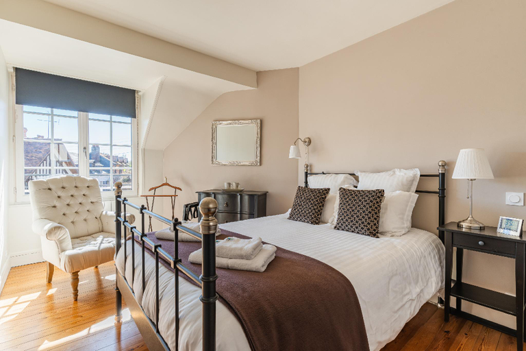 Bedroom 2, La Maison de pierre et valerie Ste Catherine, Calvados