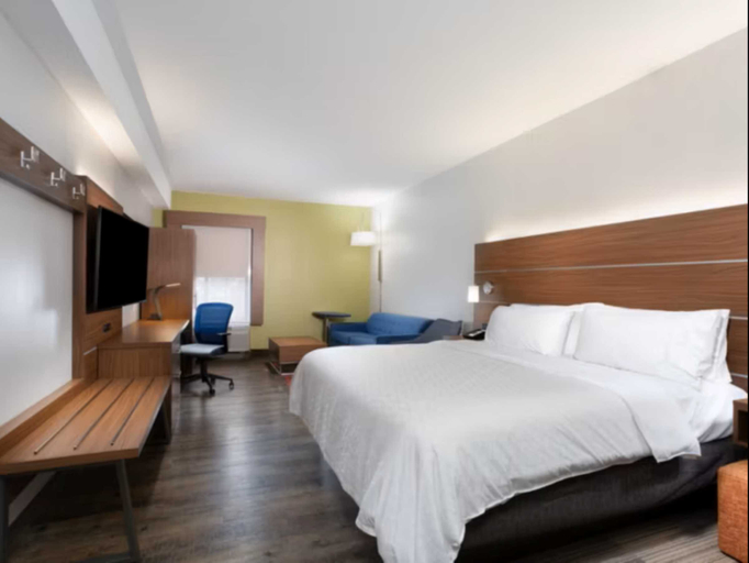 Bedroom 3, Holiday Inn Express & Suites Morehead by IHG, Rowan
