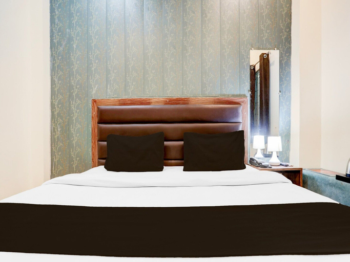 Room 5, Deluxe Sankat Mochan Gandhi Nagar, Varanasi