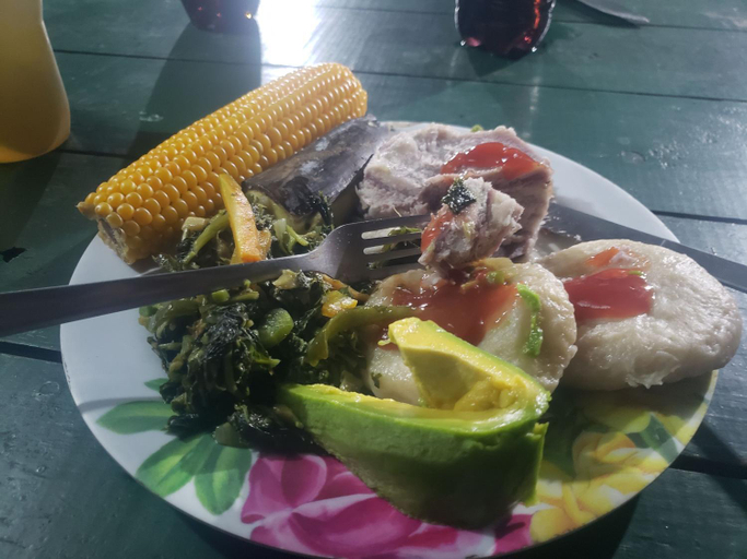 Food & Drinks