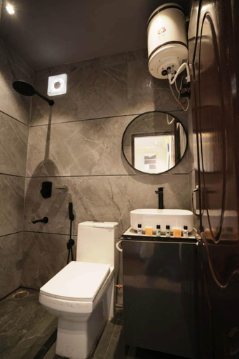 Bathroom 2, Little Heart Resort, Shimla