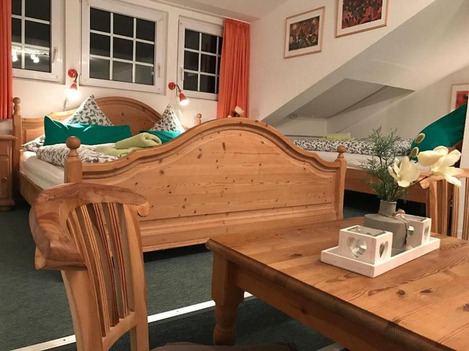 Bedroom 3, Leezdorfer Hof, Aurich