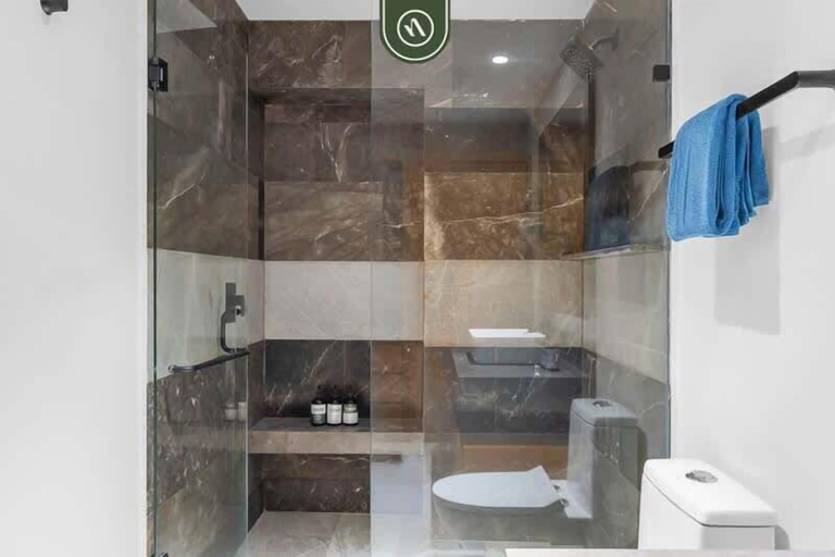 Bathroom 4, Indigo Luxury Two-bedroom Escape, Compostela