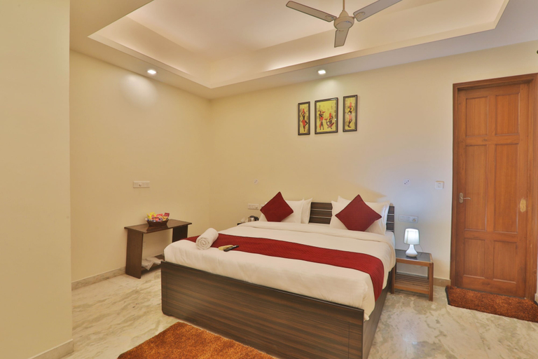 Room 4, HOTEL O BLUE DIAMOND, Lucknow