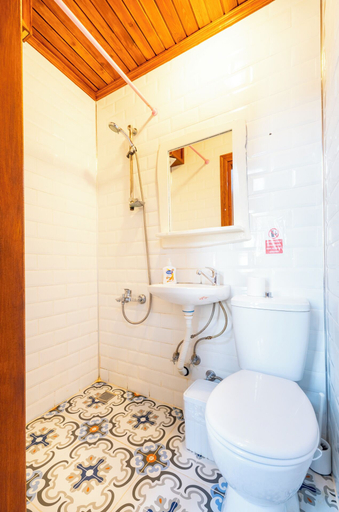 Bathroom 5, Alancha Otel, Ayvalık