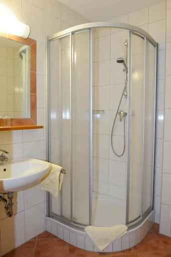 Bathroom 3, Hotel-Gasthof Posauner, Sankt Johann im Pongau