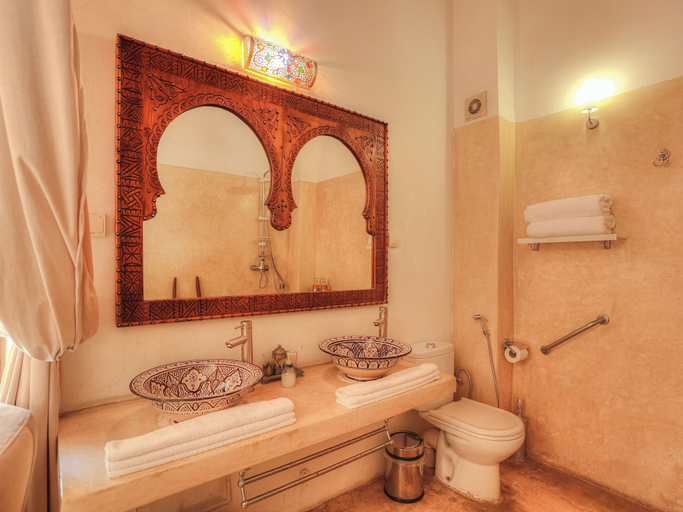 Bathroom 5, Riad El Maâti, Rabat