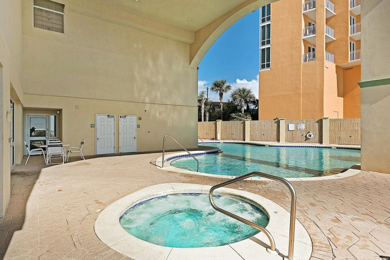 Pool 3, Celadon 808, Bay