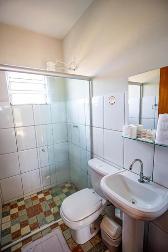 Bathroom 3, Rancho da Cachaça Hoteis e Restaurantes, Holambra