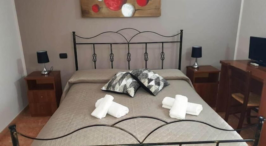 Bedroom 2, Hotel Ristorante L'Orizzonte, Crotone