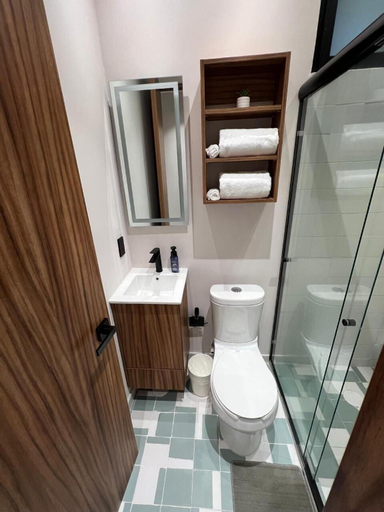 Bathroom 3, Panuco Suites, Mexico City