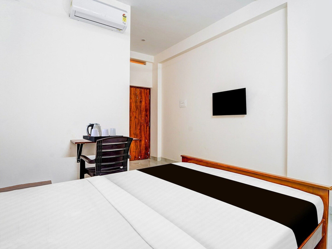 Room 3, Collection O RS Puram North Railway, Coimbatore