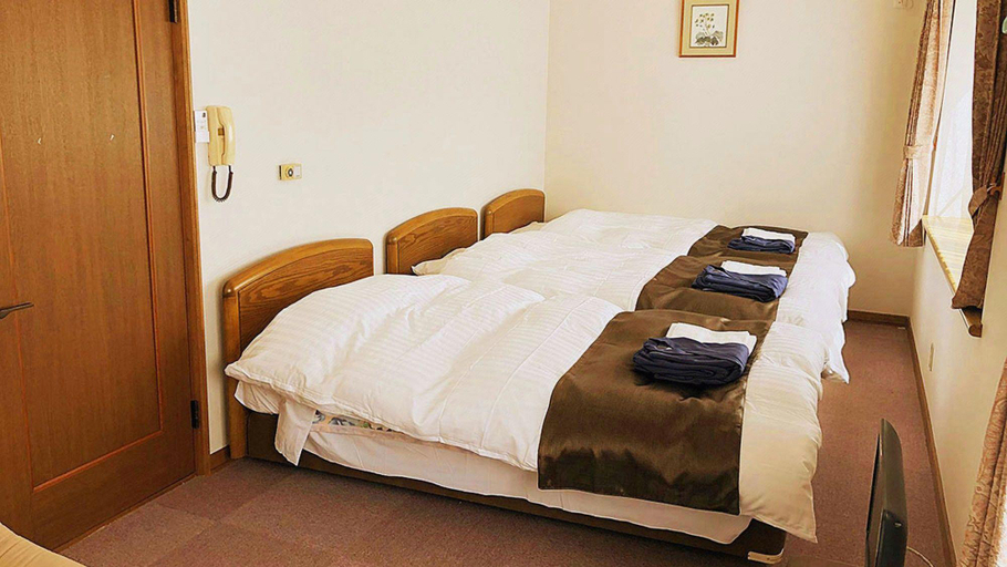 Bedroom 2, Pension Hinode, Hachimantai