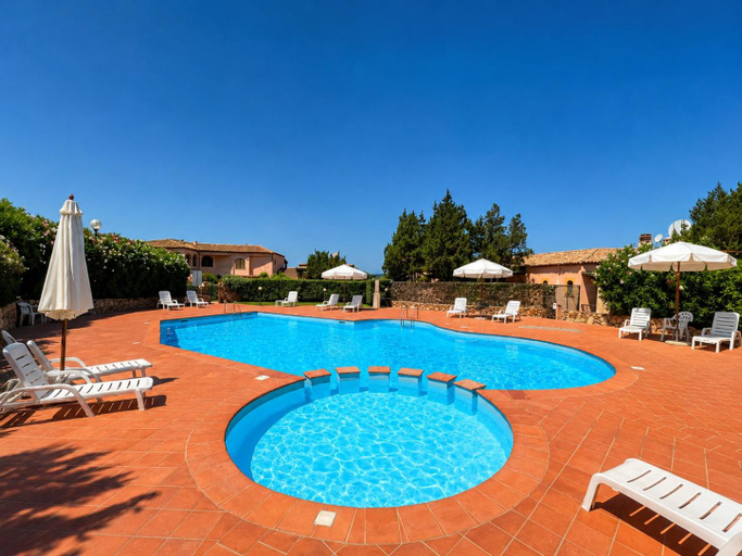 Sport & Beauty 4, Sunset One, Two and Tree, Sea View Apartments with Pool, Olbia-Tempio
