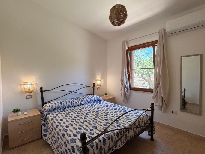 Bedroom 2, BeLocations - Le Casette di Solanas, Cagliari