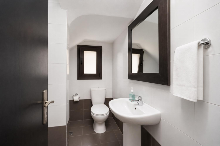 Bathroom, Villa Dionysos, South Aegean