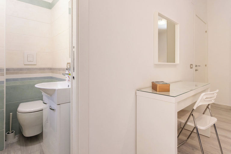 Bathroom 3, Ninetta a Foria, Napoli